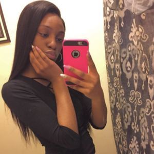 Meet your Posher, Felicity